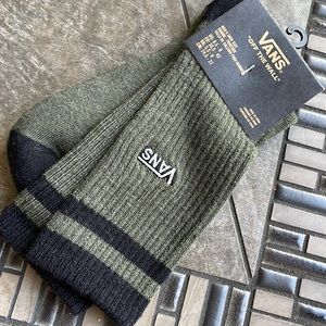 • VANS “Off The Wall” Women’s socks